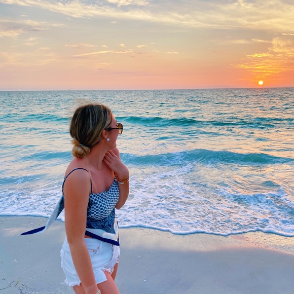 Meet your Posher, Lily - Picture 1 of 1